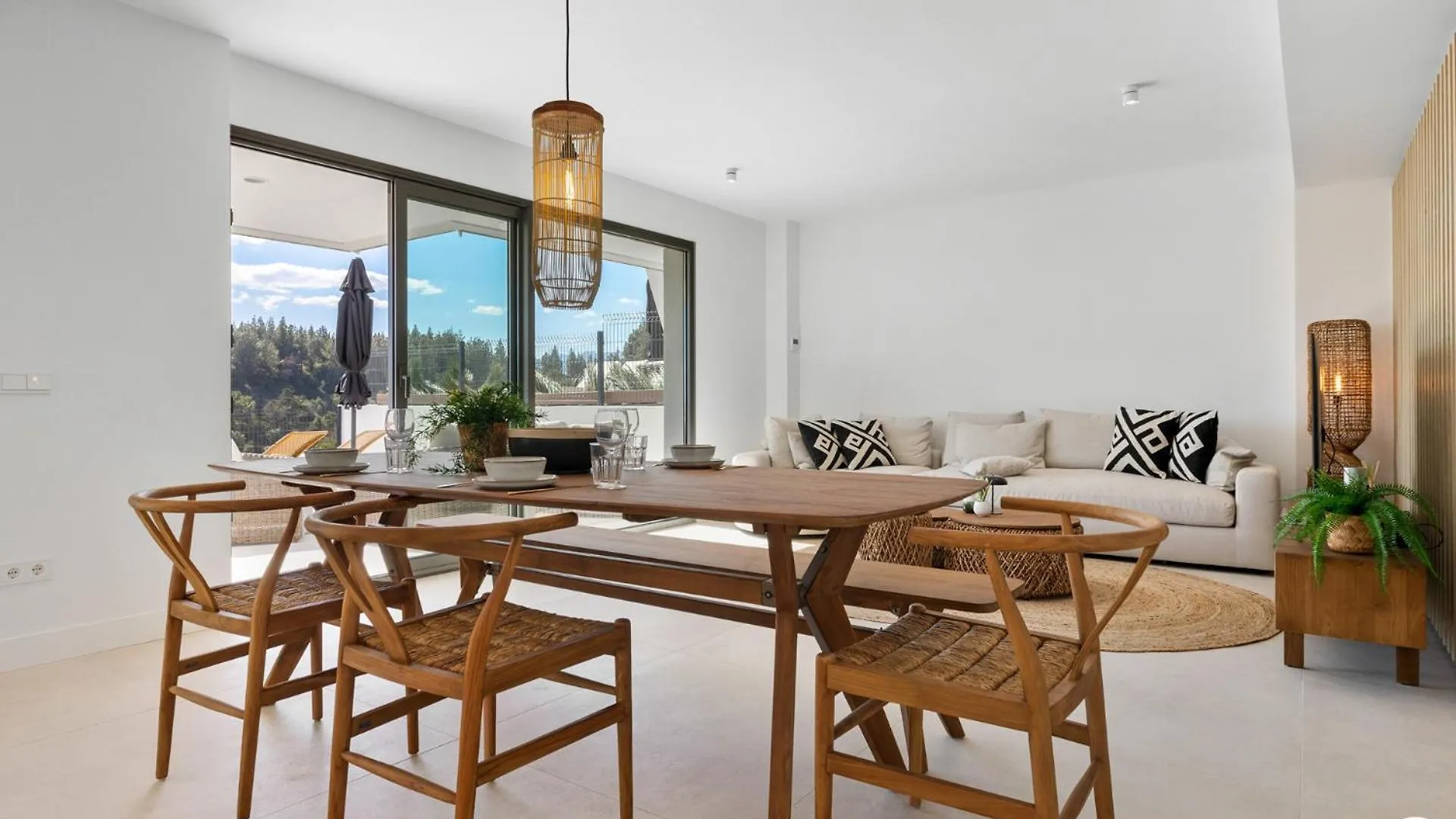 Feriehus Vivi Homes - Adam Wellness, Pool, Terrace & Sea View El Faro Spanien
